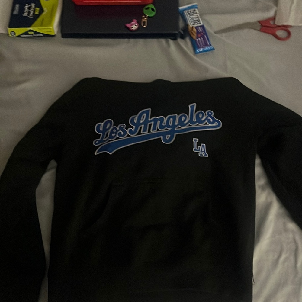 Los Angeles City Sweater.